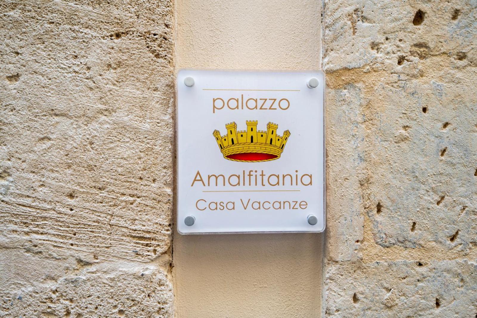 Palazzo Amalfitania Apartment Сиракуза Екстериор снимка